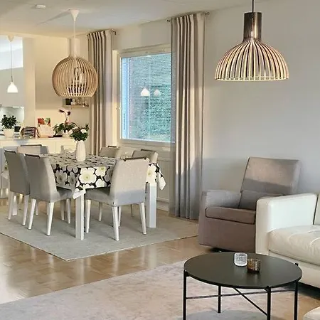 Penthouse With View Near The Ironman Centre لاهتي
